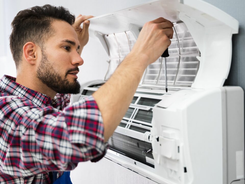 Assistenza Condizionatori a Marcallo con Casone